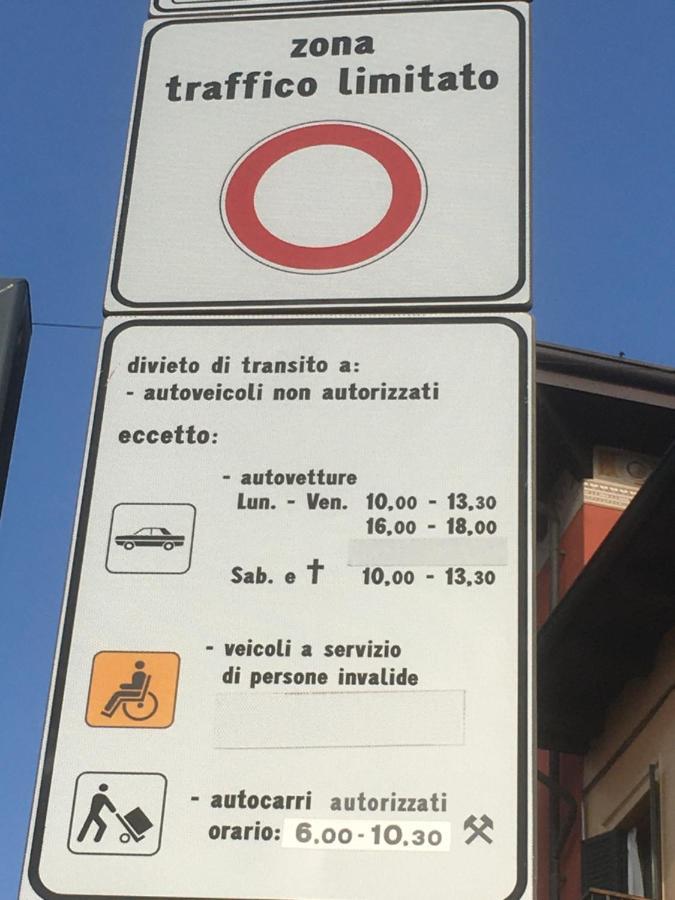 A Due Passi Da Giulietta-casa Montecchi Affittacamere Verona