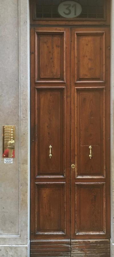 A Due Passi Da Giulietta-casa Montecchi Verona