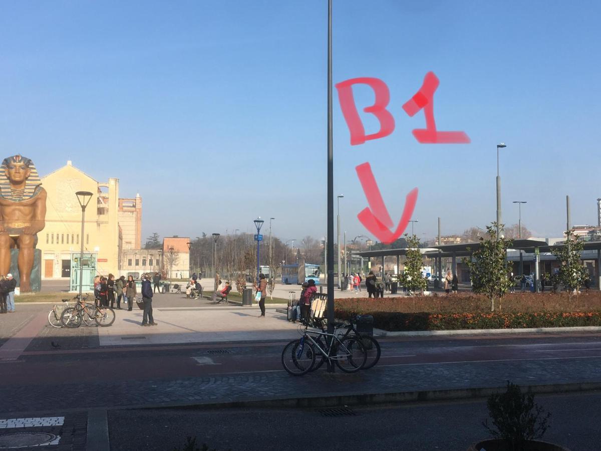 A Due Passi Da Giulietta-casa Montecchi Affittacamere Verona